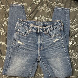 American Eagle Outfitters Women's Distressed Skinny Jeans